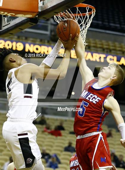 Thumbnail 2 in Cardinal Ritter College Prep vs. Bishop Miege photogallery.