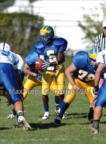 Thumbnail 3 in Gowanda @ Cleveland Hill photogallery.
