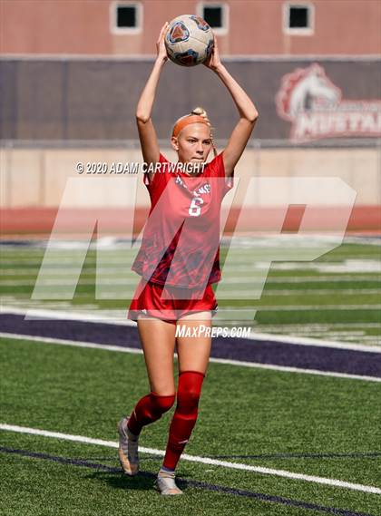 Thumbnail 3 in Crimson Cliffs vs. Ben Lomond photogallery.