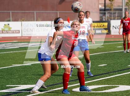 Thumbnail 2 in Crimson Cliffs vs. Ben Lomond photogallery.