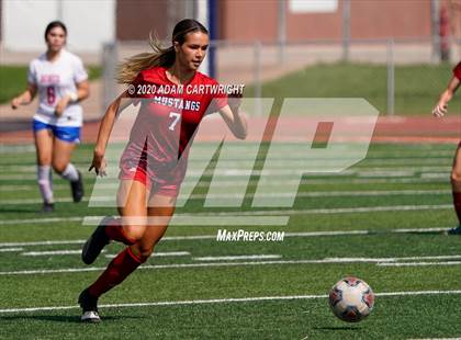 Thumbnail 1 in Crimson Cliffs vs. Ben Lomond photogallery.