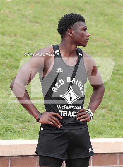 Thumbnail 1 in SCHSL State Track Meet (Boys Track Events) photogallery.