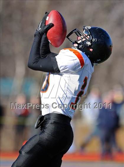 Thumbnail 3 in Auburn vs David Prouty (MIAA Division II Central Final) photogallery.