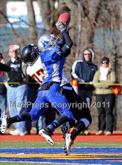 Thumbnail 3 in Auburn vs David Prouty (MIAA Division II Central Final) photogallery.