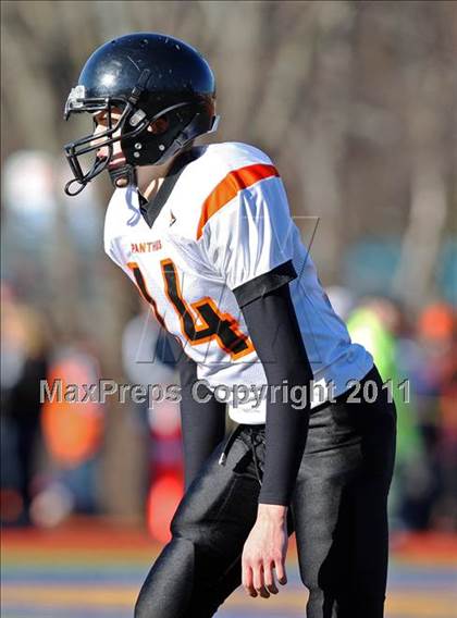 Thumbnail 1 in Auburn vs David Prouty (MIAA Division II Central Final) photogallery.