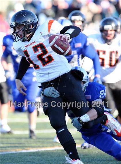 Thumbnail 1 in Auburn vs David Prouty (MIAA Division II Central Final) photogallery.