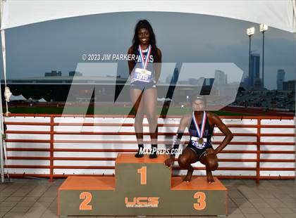 Thumbnail 3 in UIL 4A State Championship (Awards) photogallery.