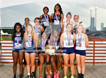 Thumbnail 1 in UIL 4A State Championship (Awards) photogallery.