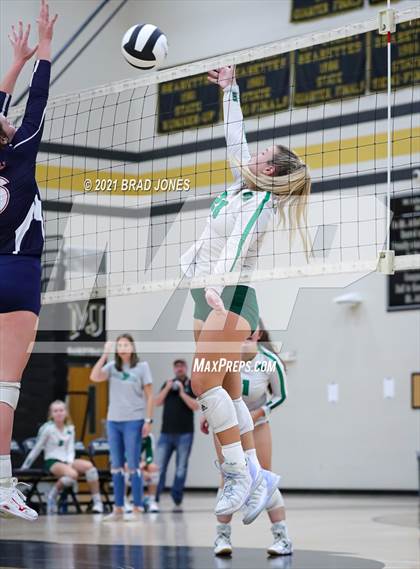 Thumbnail 2 in Green Hill vs Cookeville (TSSAA Division I-AAA District Playoff) photogallery.