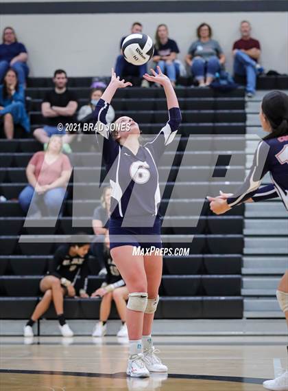 Thumbnail 2 in Green Hill vs Cookeville (TSSAA Division I-AAA District Playoff) photogallery.