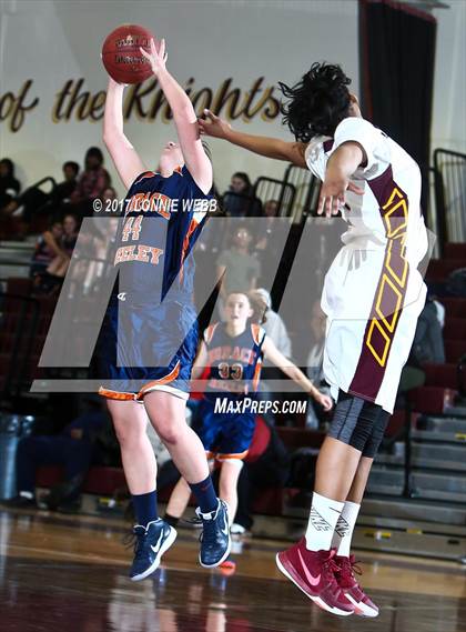 Thumbnail 2 in Horace Greeley vs Mt. Vernon photogallery.