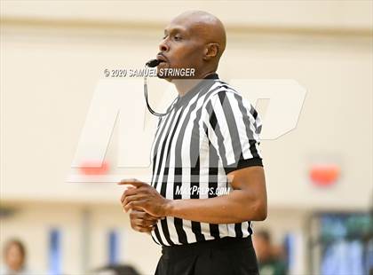 Thumbnail 1 in Damien vs. St. Joseph Notre Dame (NorCal Catholic School Challenge) photogallery.