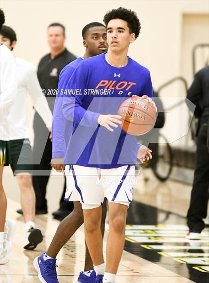 Thumbnail 1 in Damien vs. St. Joseph Notre Dame (NorCal Catholic School Challenge) photogallery.