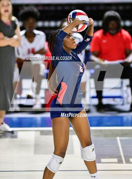 Thumbnail 3 in Lamar @ Heights photogallery.