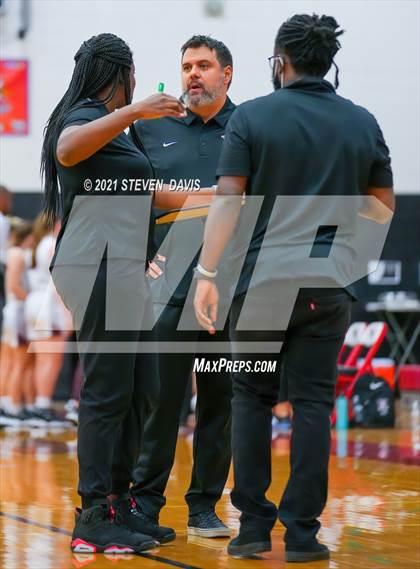 Thumbnail 1 in Hamilton vs. Williams Field (Lady Blackhawks Invitational) photogallery.