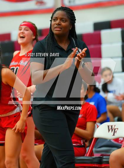Thumbnail 1 in Hamilton vs. Williams Field (Lady Blackhawks Invitational) photogallery.