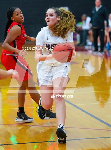 Thumbnail 3 in Hamilton vs. Williams Field (Lady Blackhawks Invitational) photogallery.