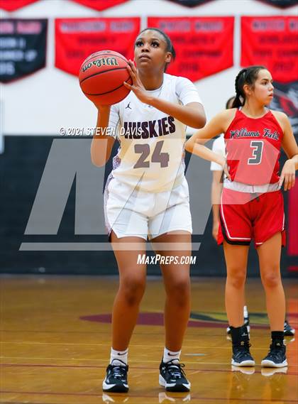 Thumbnail 1 in Hamilton vs. Williams Field (Lady Blackhawks Invitational) photogallery.