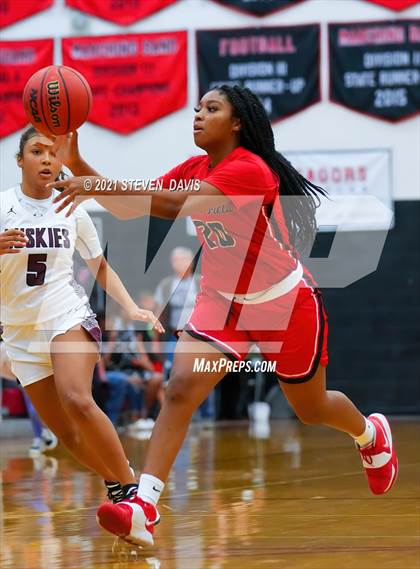 Thumbnail 2 in Hamilton vs. Williams Field (Lady Blackhawks Invitational) photogallery.