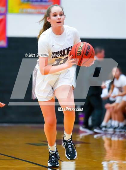 Thumbnail 1 in Hamilton vs. Williams Field (Lady Blackhawks Invitational) photogallery.