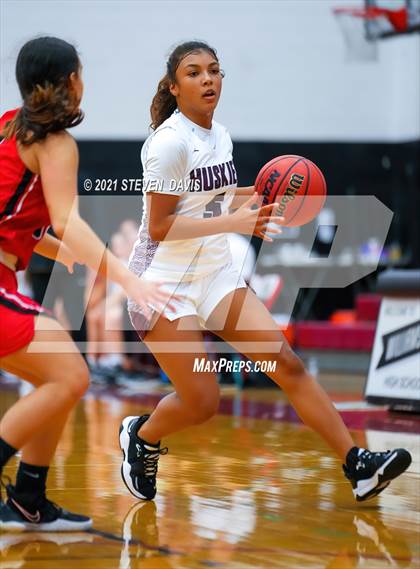 Thumbnail 2 in Hamilton vs. Williams Field (Lady Blackhawks Invitational) photogallery.