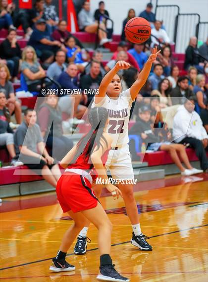 Thumbnail 1 in Hamilton vs. Williams Field (Lady Blackhawks Invitational) photogallery.
