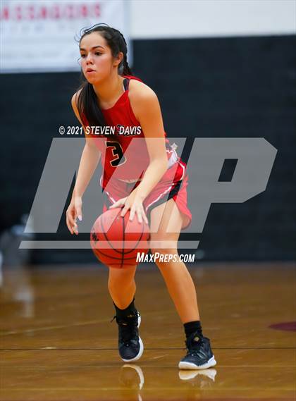 Thumbnail 3 in Hamilton vs. Williams Field (Lady Blackhawks Invitational) photogallery.