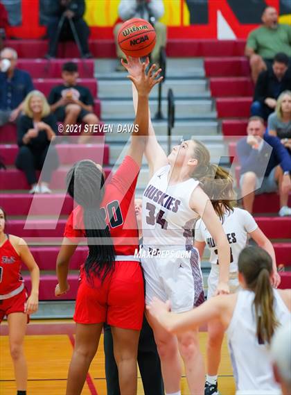 Thumbnail 2 in Hamilton vs. Williams Field (Lady Blackhawks Invitational) photogallery.