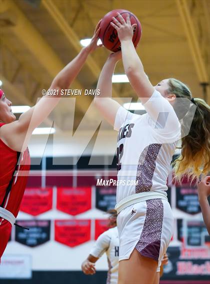 Thumbnail 1 in Hamilton vs. Williams Field (Lady Blackhawks Invitational) photogallery.