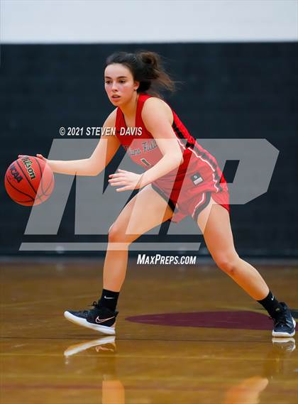 Thumbnail 1 in Hamilton vs. Williams Field (Lady Blackhawks Invitational) photogallery.