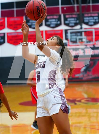 Thumbnail 3 in Hamilton vs. Williams Field (Lady Blackhawks Invitational) photogallery.