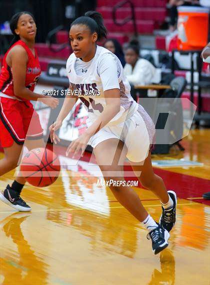 Thumbnail 1 in Hamilton vs. Williams Field (Lady Blackhawks Invitational) photogallery.
