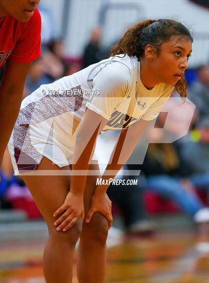 Thumbnail 1 in Hamilton vs. Williams Field (Lady Blackhawks Invitational) photogallery.
