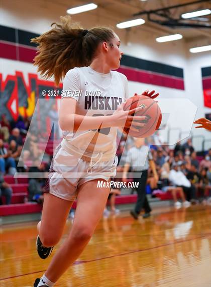 Thumbnail 3 in Hamilton vs. Williams Field (Lady Blackhawks Invitational) photogallery.