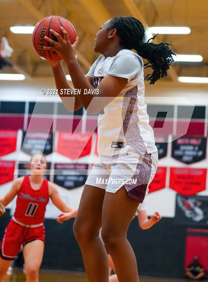 Thumbnail 3 in Hamilton vs. Williams Field (Lady Blackhawks Invitational) photogallery.