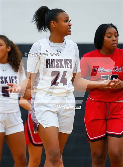 Thumbnail 2 in Hamilton vs. Williams Field (Lady Blackhawks Invitational) photogallery.