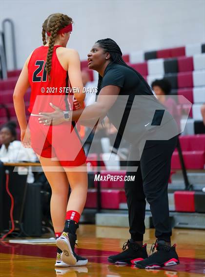 Thumbnail 3 in Hamilton vs. Williams Field (Lady Blackhawks Invitational) photogallery.