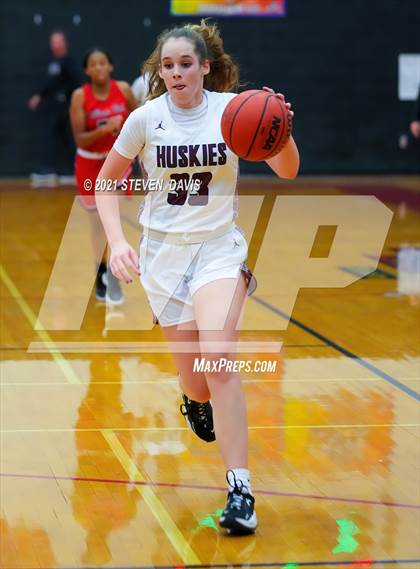 Thumbnail 1 in Hamilton vs. Williams Field (Lady Blackhawks Invitational) photogallery.