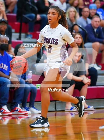 Thumbnail 1 in Hamilton vs. Williams Field (Lady Blackhawks Invitational) photogallery.