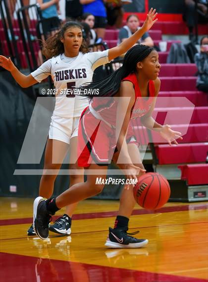 Thumbnail 2 in Hamilton vs. Williams Field (Lady Blackhawks Invitational) photogallery.