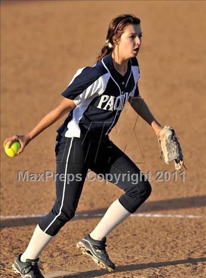 Thumbnail 2 in Pacifica @ Northwood (Game 2) photogallery.