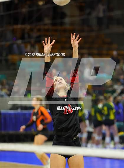 Thumbnail 1 in Dove Creek vs. Otis (CHSAA 1A State Championships Elimination Bracket Round 1) photogallery.