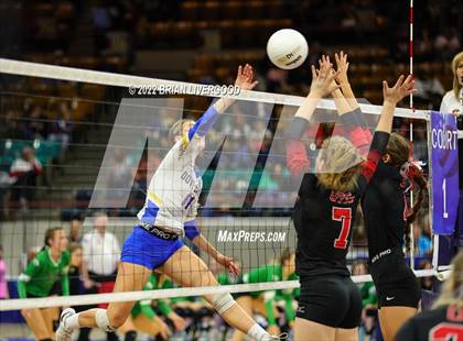 Thumbnail 3 in Dove Creek vs. Otis (CHSAA 1A State Championships Elimination Bracket Round 1) photogallery.