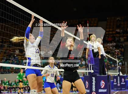 Thumbnail 1 in Dove Creek vs. Otis (CHSAA 1A State Championships Elimination Bracket Round 1) photogallery.