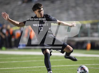 Thumbnail 1 in Horn vs Mesquite (UIL A D2 Regional Finals) photogallery.