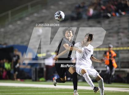 Thumbnail 3 in Horn vs Mesquite (UIL A D2 Regional Finals) photogallery.