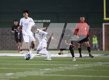 Thumbnail 3 in Horn vs Mesquite (UIL A D2 Regional Finals) photogallery.