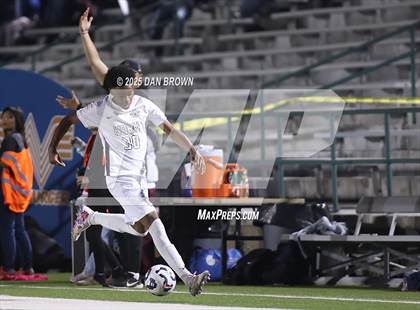 Thumbnail 3 in Horn vs Mesquite (UIL A D2 Regional Finals) photogallery.