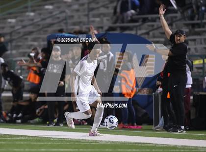 Thumbnail 1 in Horn vs Mesquite (UIL A D2 Regional Finals) photogallery.