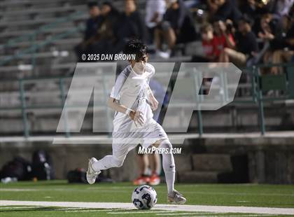 Thumbnail 2 in Horn vs Mesquite (UIL A D2 Regional Finals) photogallery.
